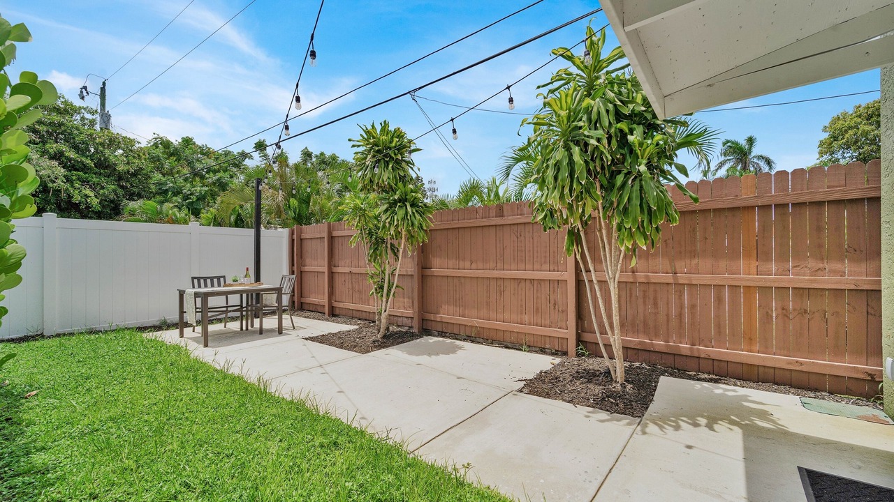 Photo of Outdoor in Parker Ridge