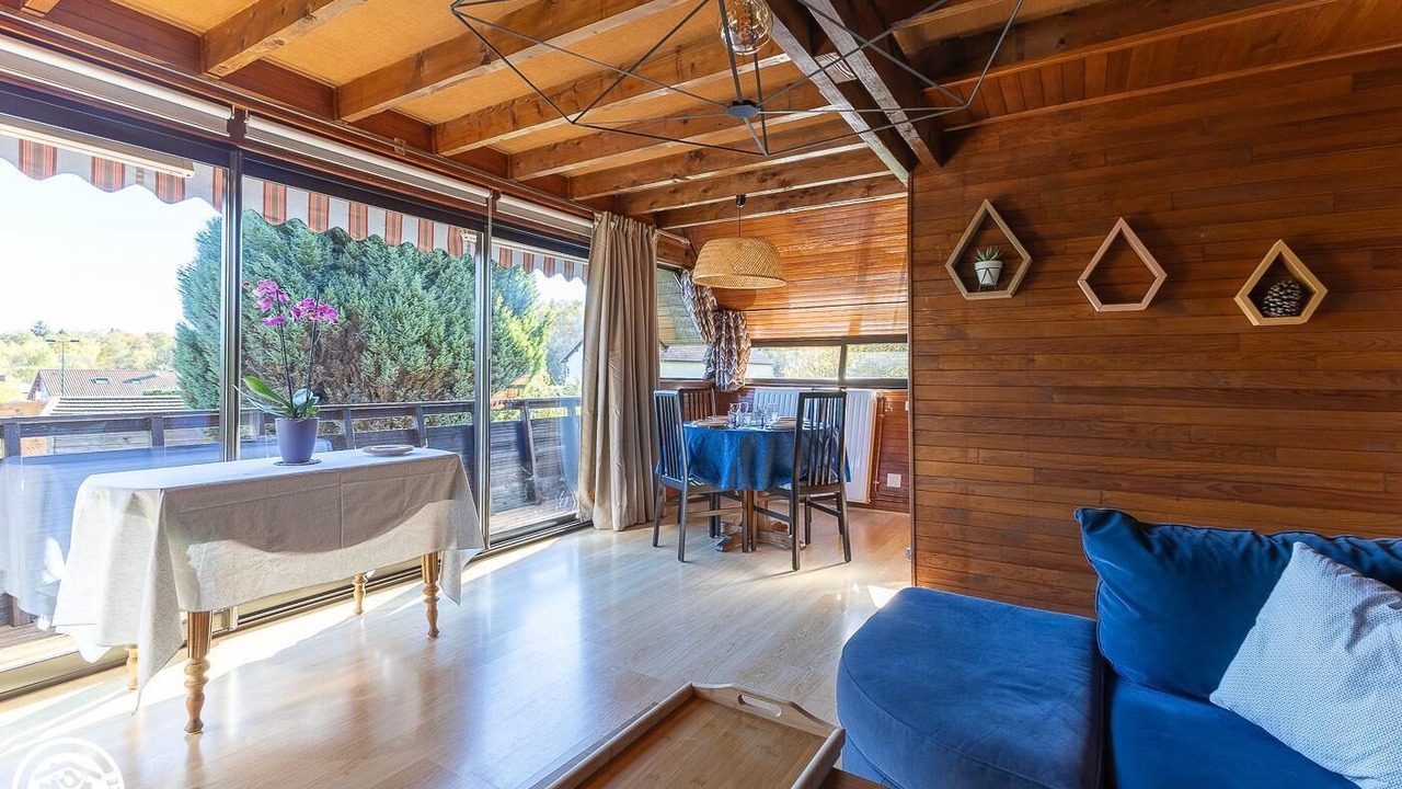 Photo of Livingroom in Laschamps