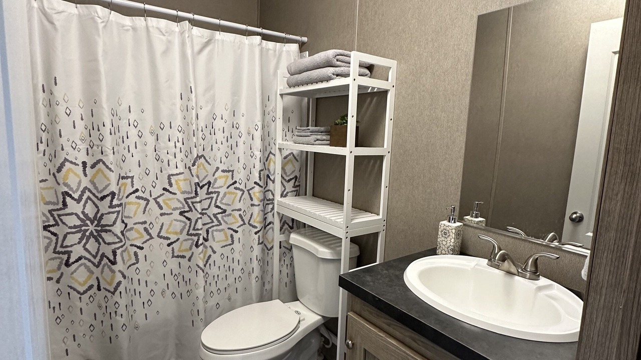 Photo of Bathroom in Broaddus