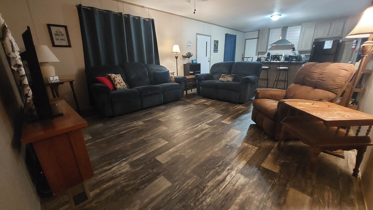 Photo of Livingroom in Broaddus