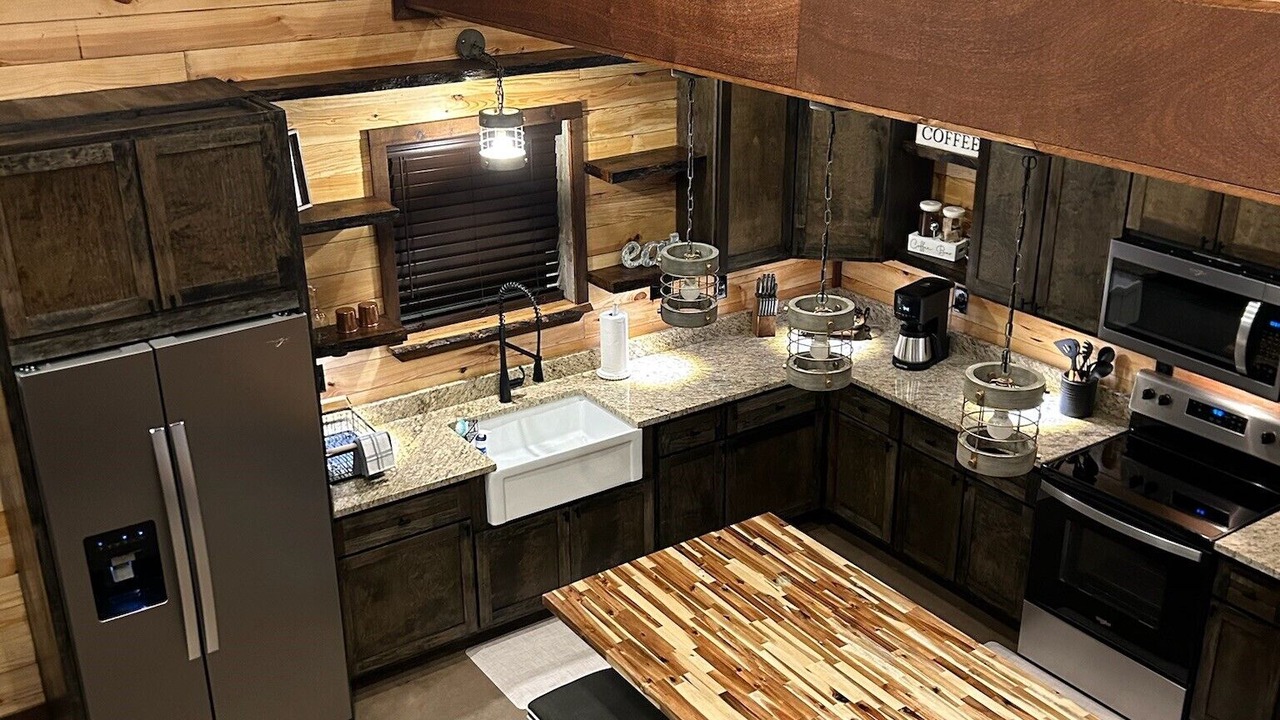 Photo of Kitchen in Board Camp