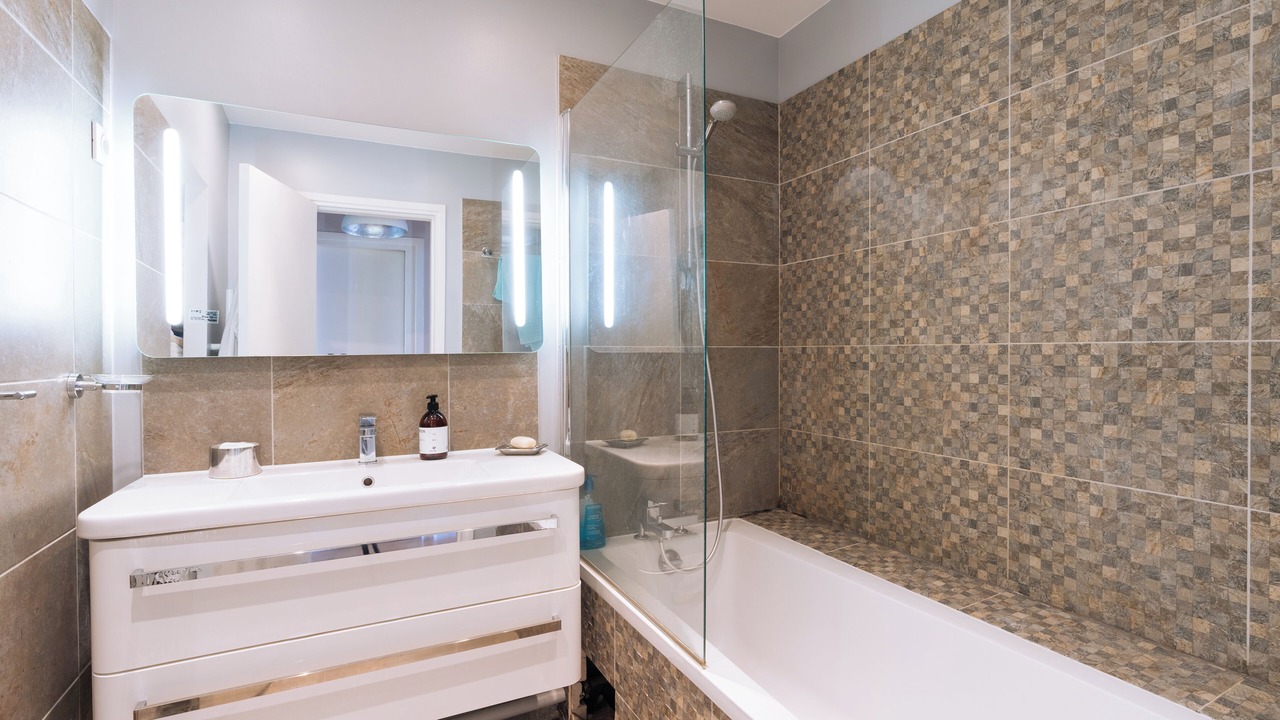Photo of Bathroom in Parchamp–Albert Kahn