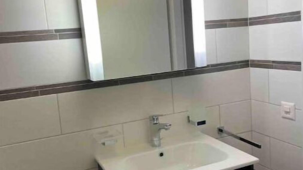 Photo of Bathroom in Prilly