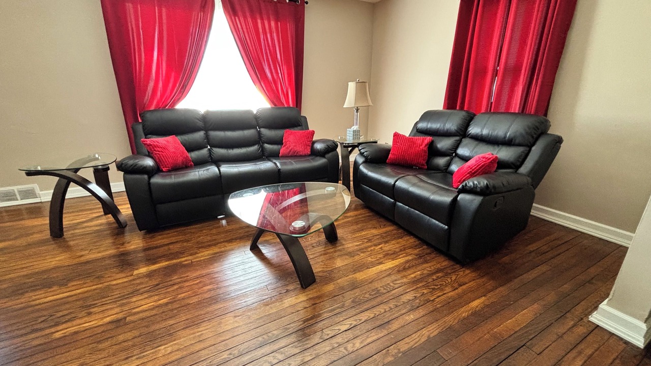 Photo of Livingroom in Boardman
