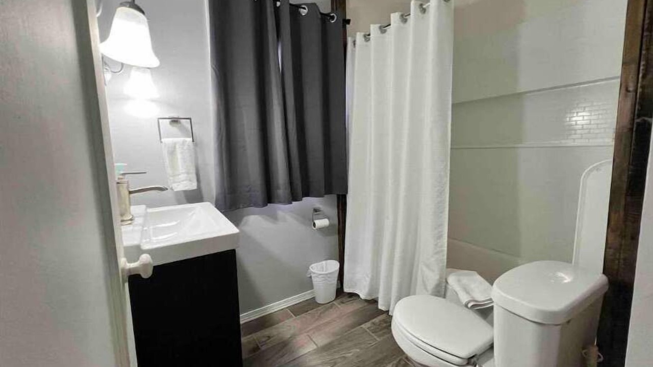 Photo of Bathroom in Boardman