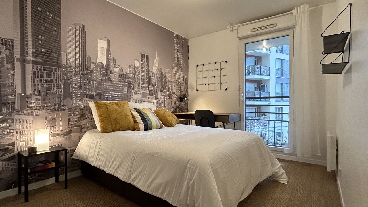 Photo of Bedroom in Malakoff