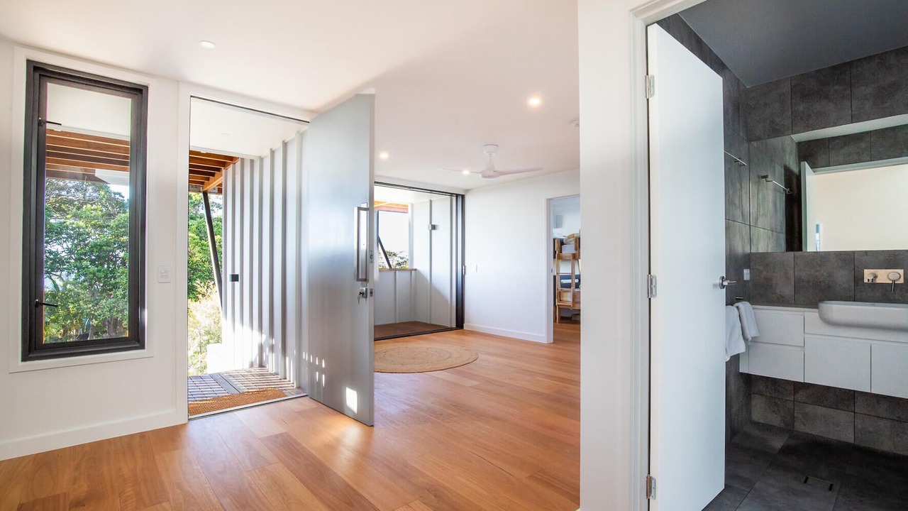 Photo of Bathroom in Point Lookout