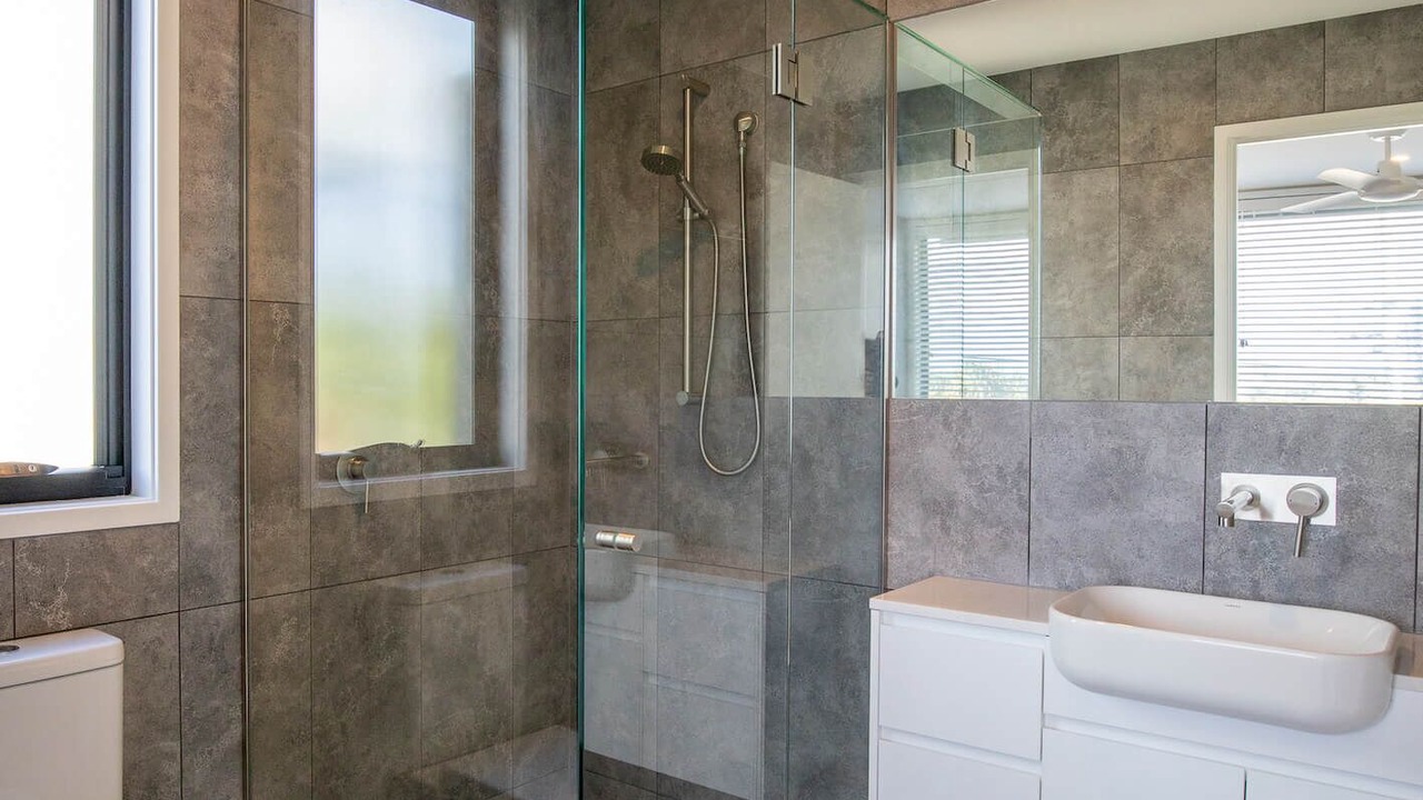 Photo of Bathroom in Point Lookout