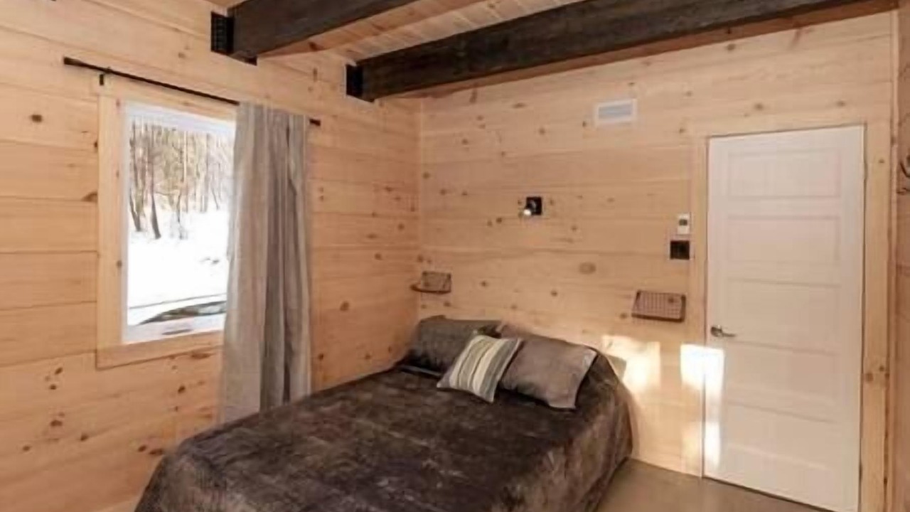 Photo of Bedroom in Saint-Joseph-de-la-Rive