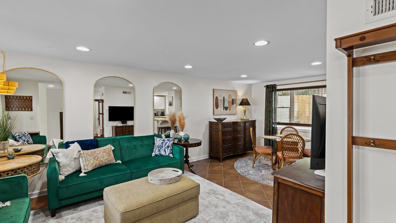 Photo of Livingroom in New Bern