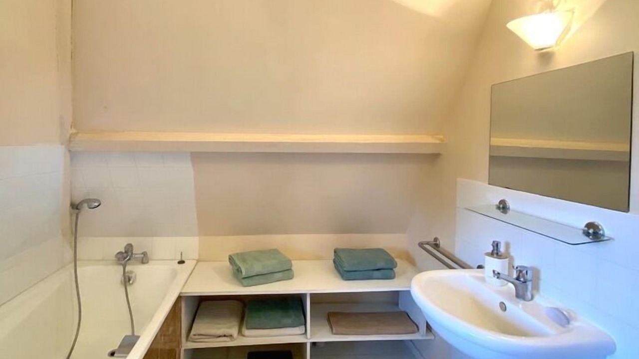 Photo of Bathroom in Saint-Pierre-des-Ifs