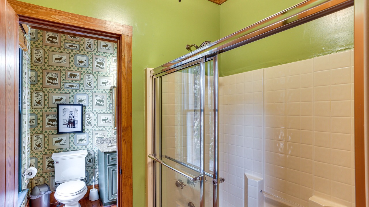 Photo of Bathroom in Mentone