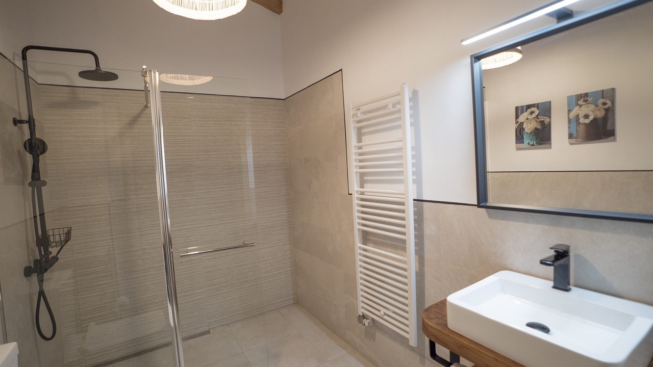 Photo of Bathroom in Perafita