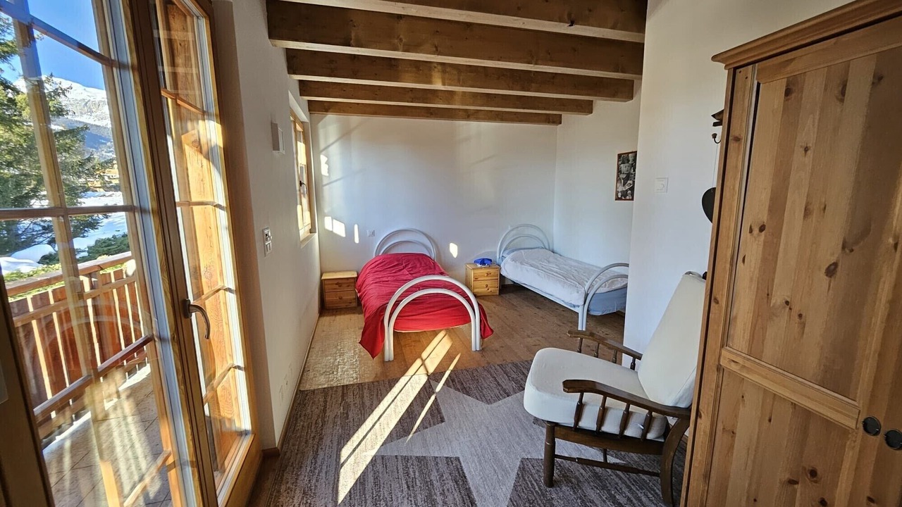 Photo of Bedroom in Lens