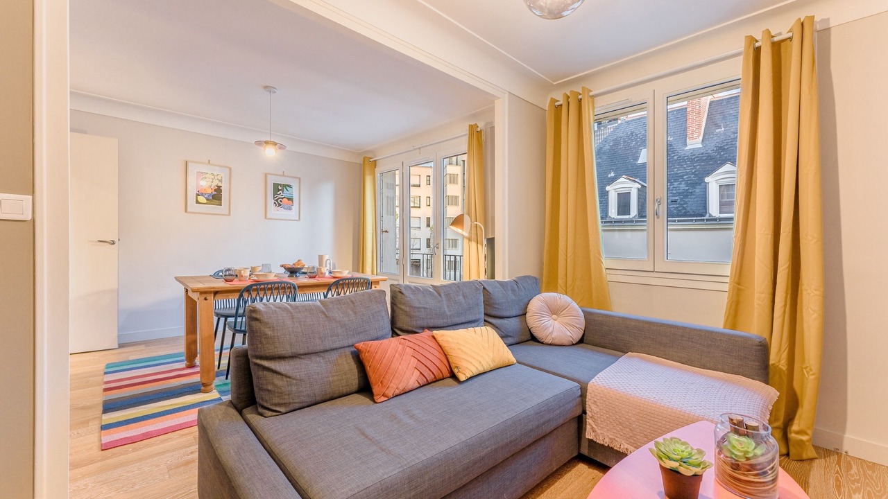 Photo of Livingroom in Graslin - Commerce