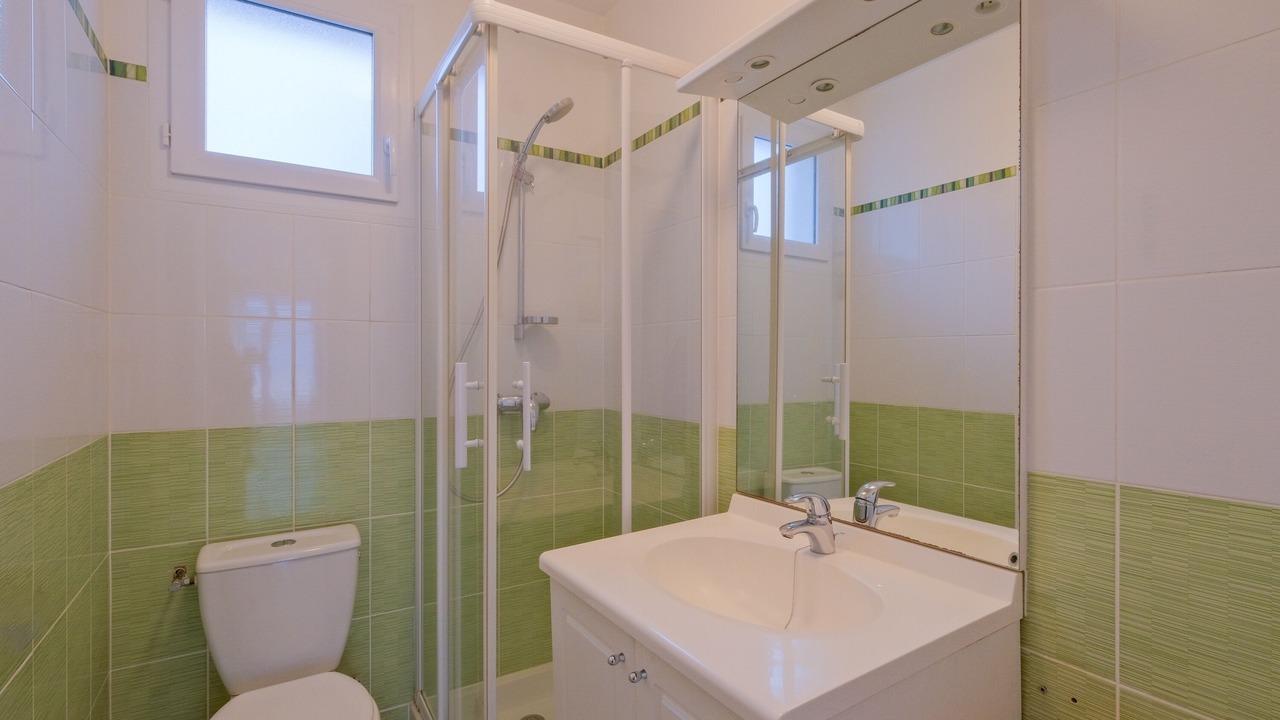 Photo of Bathroom in Saint-Nazaire