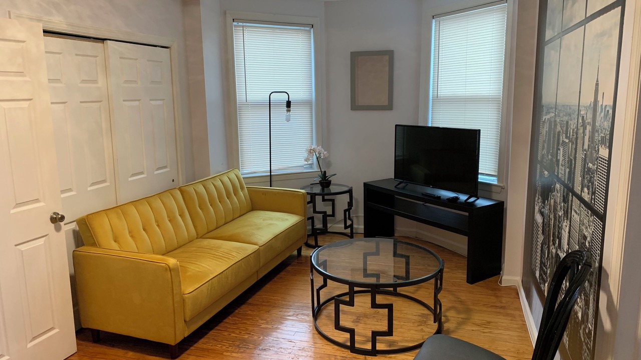 Photo of Livingroom in North Ironbound