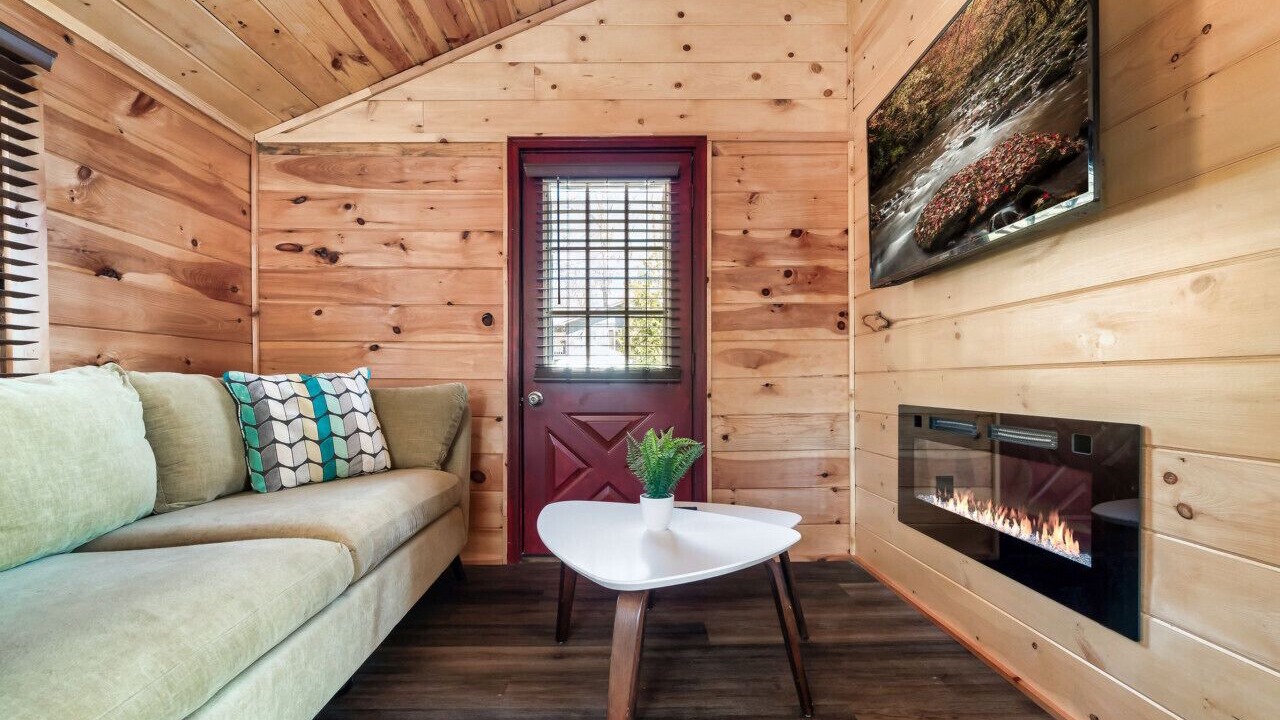 Photo of Livingroom in Dandridge