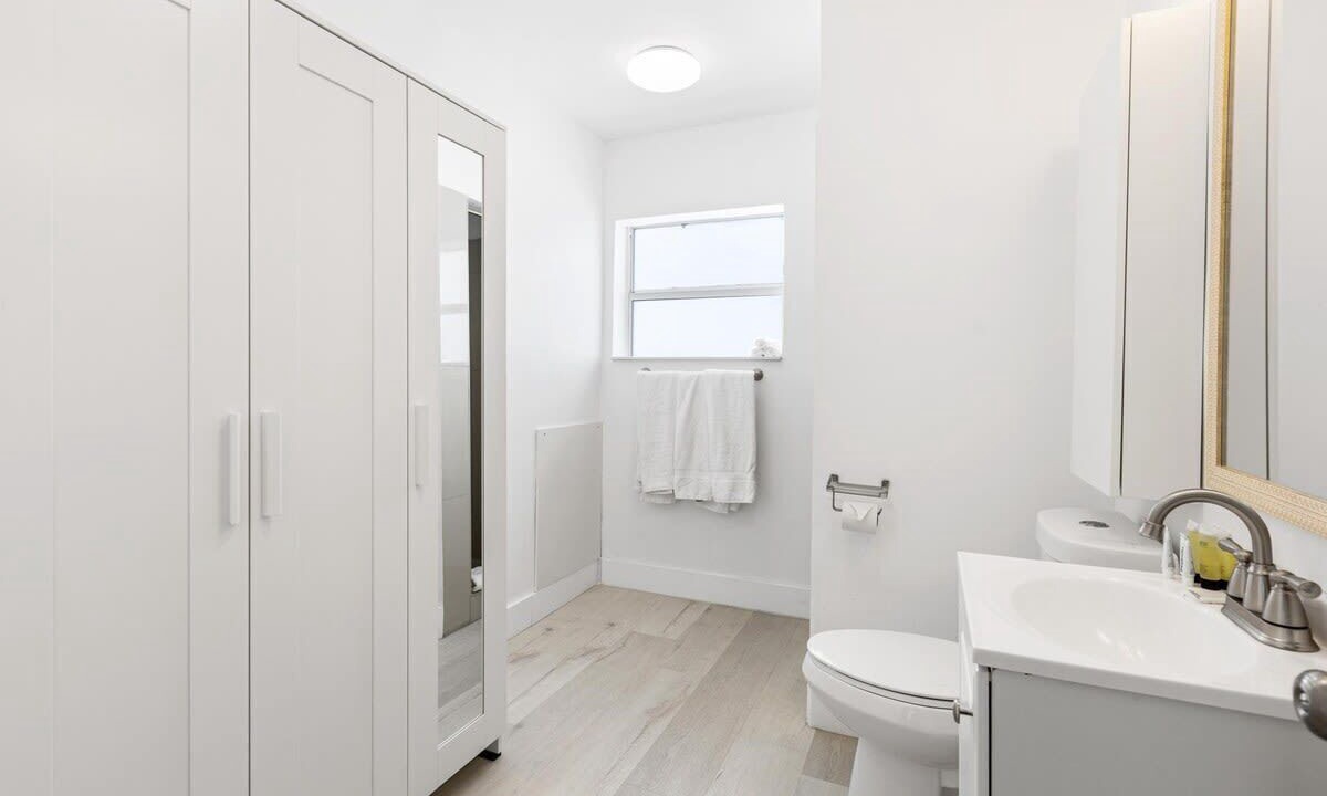 Photo of Bathroom in Victoria Park