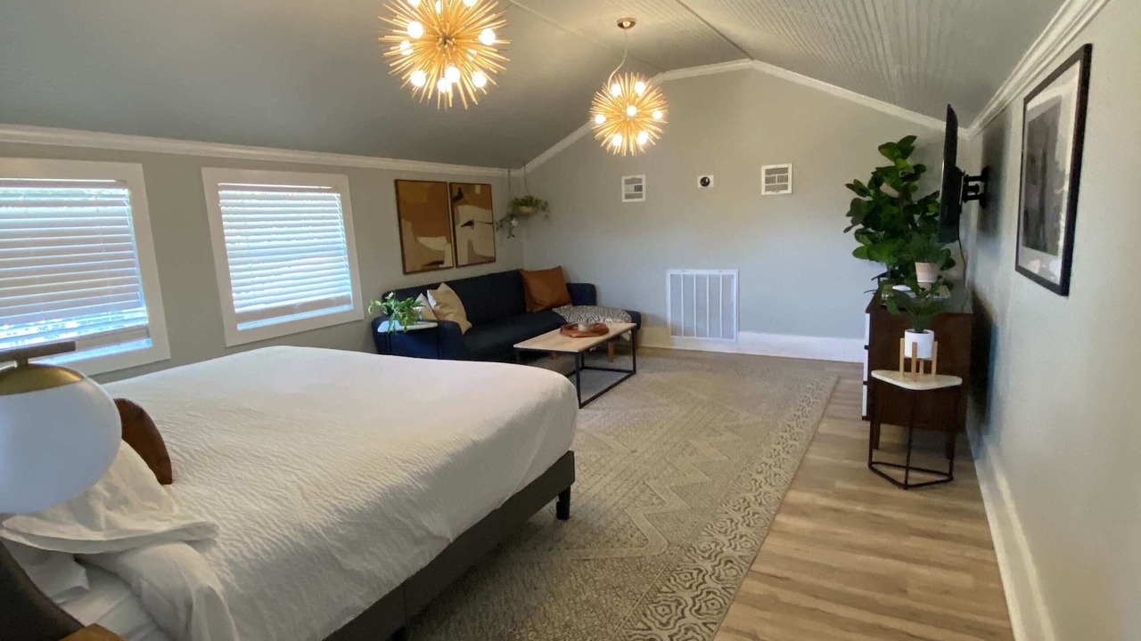 Photo of Bedroom in Freetown - Port Rico