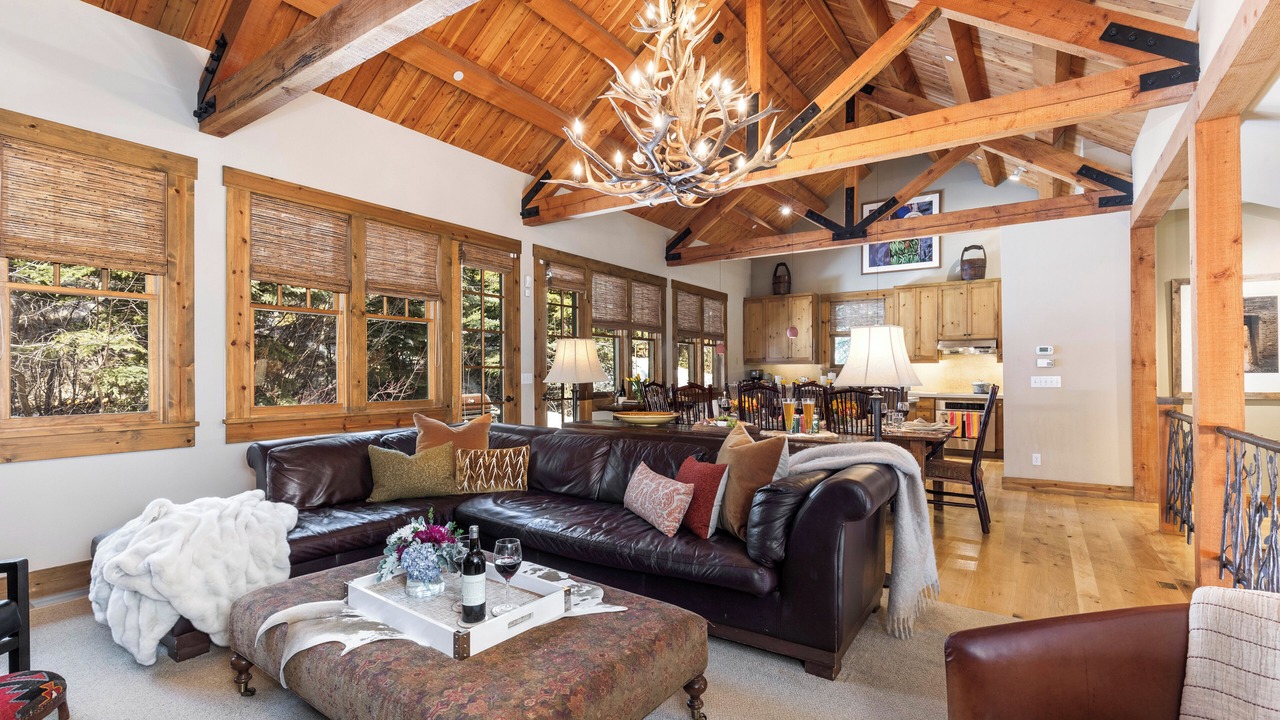 Photo of Livingroom in Granite Ridge