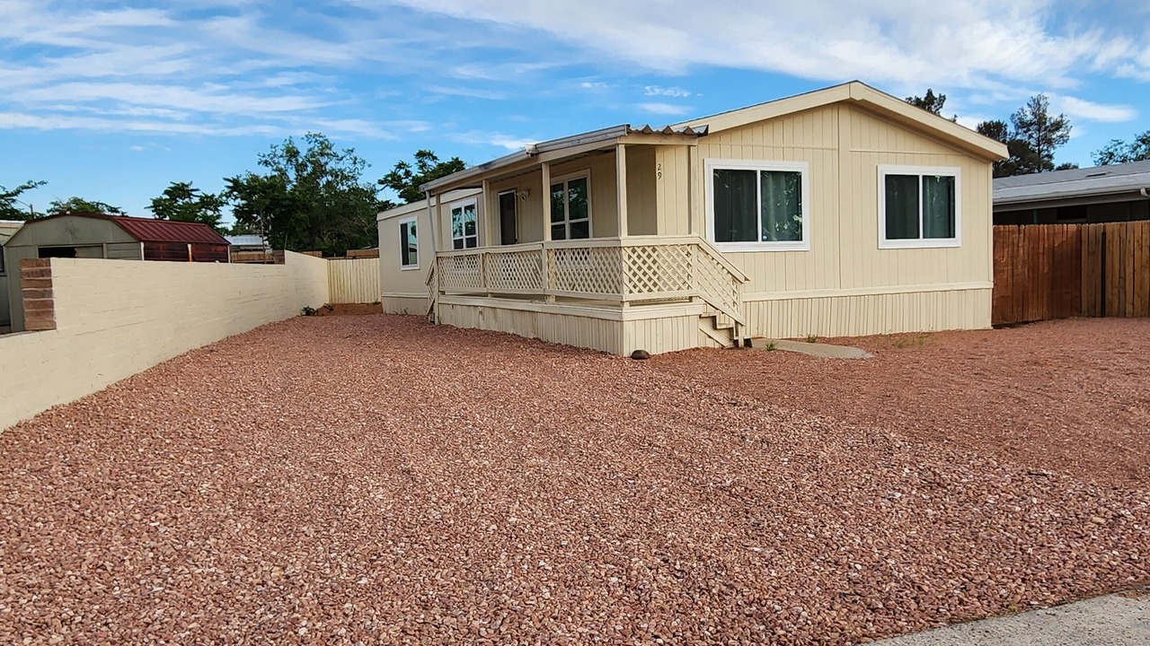 Photo of Outdoor in Page