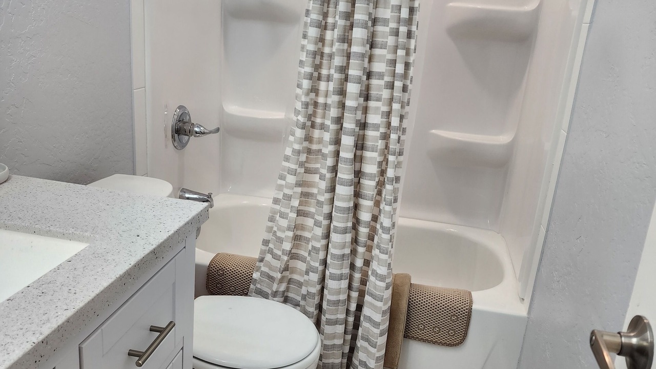 Photo of Bathroom in Page