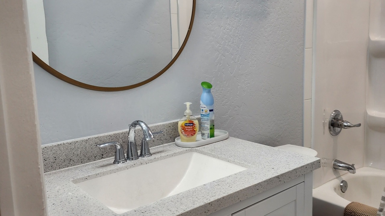 Photo of Bathroom in Page