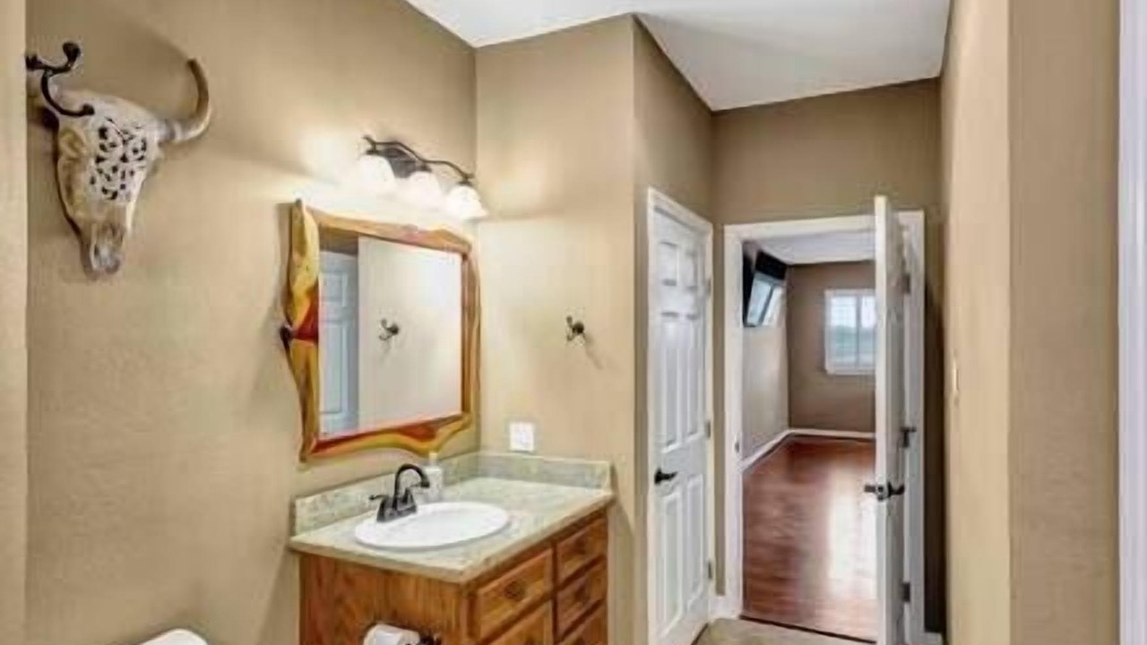 Photo of Bathroom in Brookshire