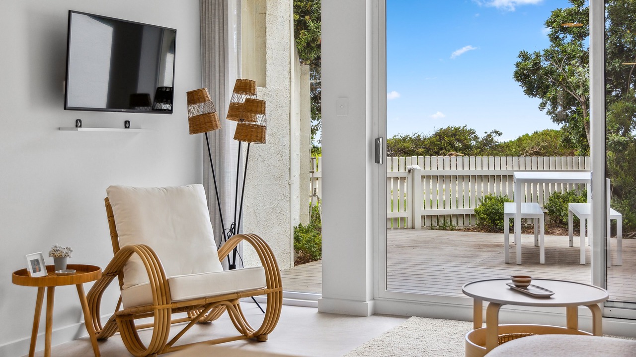 Photo of Livingroom in Semaphore Park