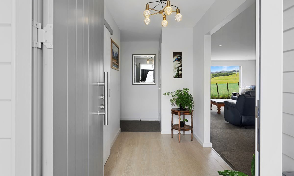 Photo of Others in Nukuhau