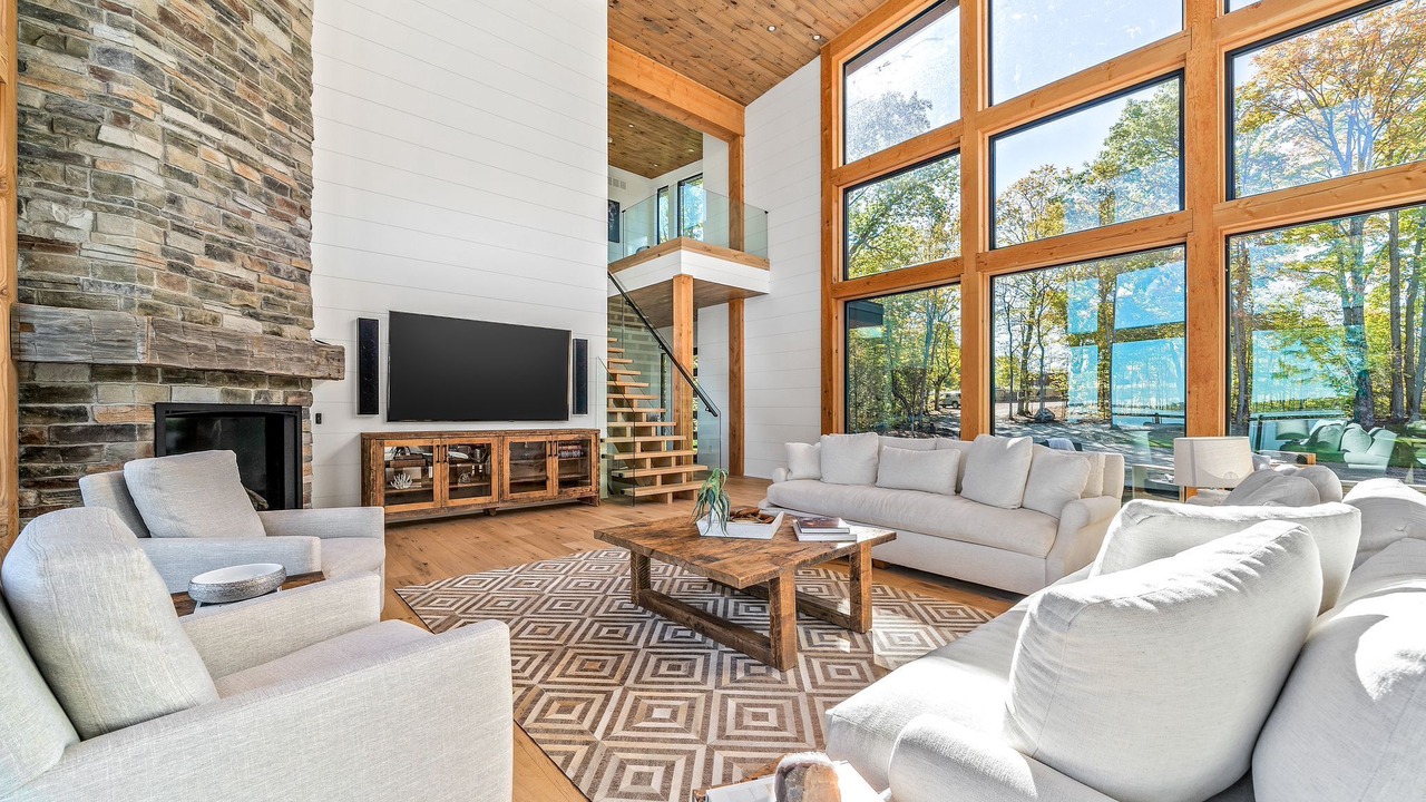 Photo of Livingroom in Kawartha Lakes