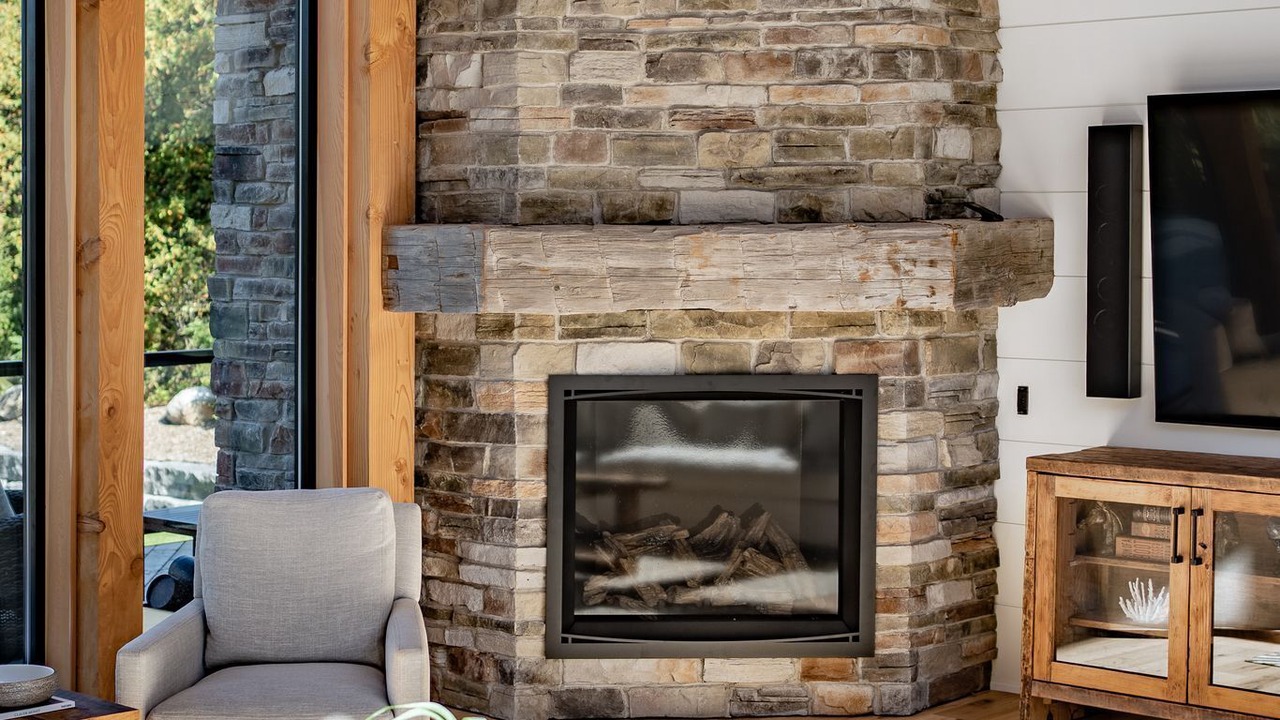 Photo of Livingroom in Kawartha Lakes