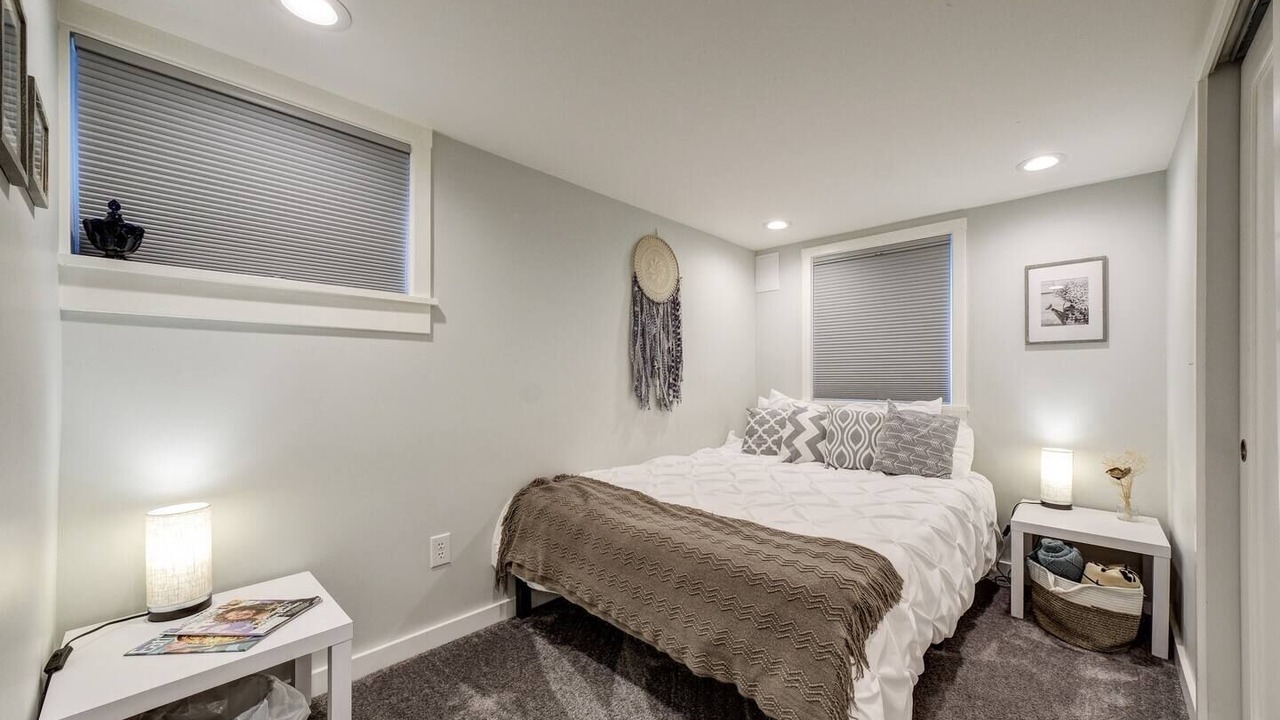 Photo of Bedroom in Greenwood