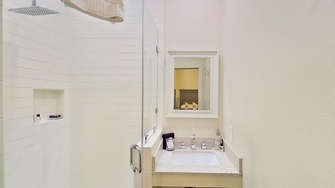 Photo of Bathroom in Arp