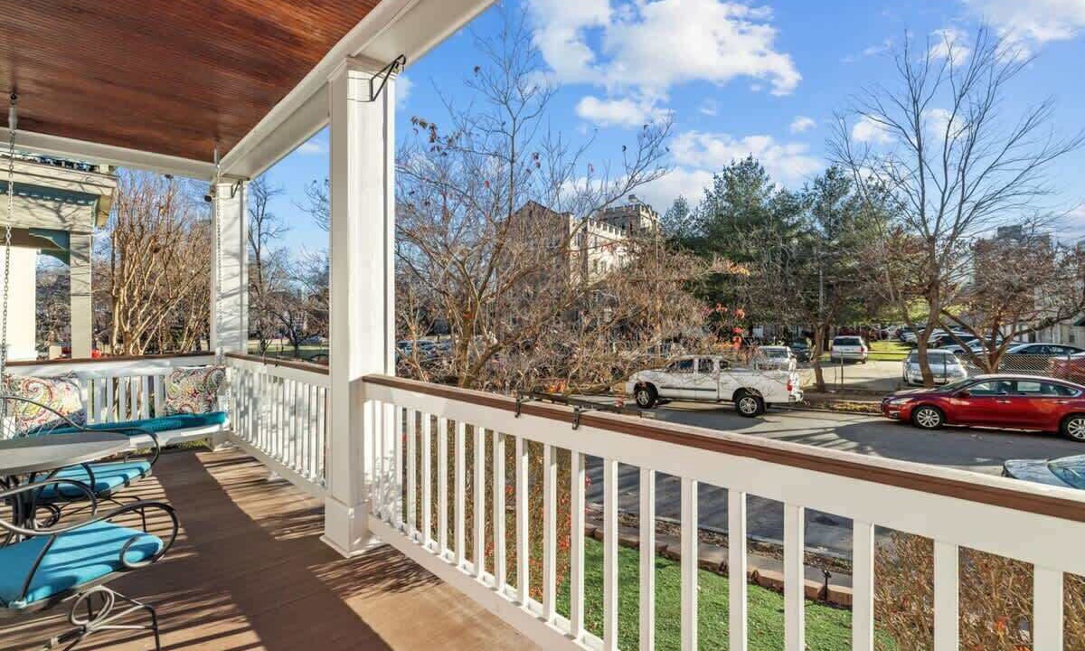Photo of Outdoor in Central West End