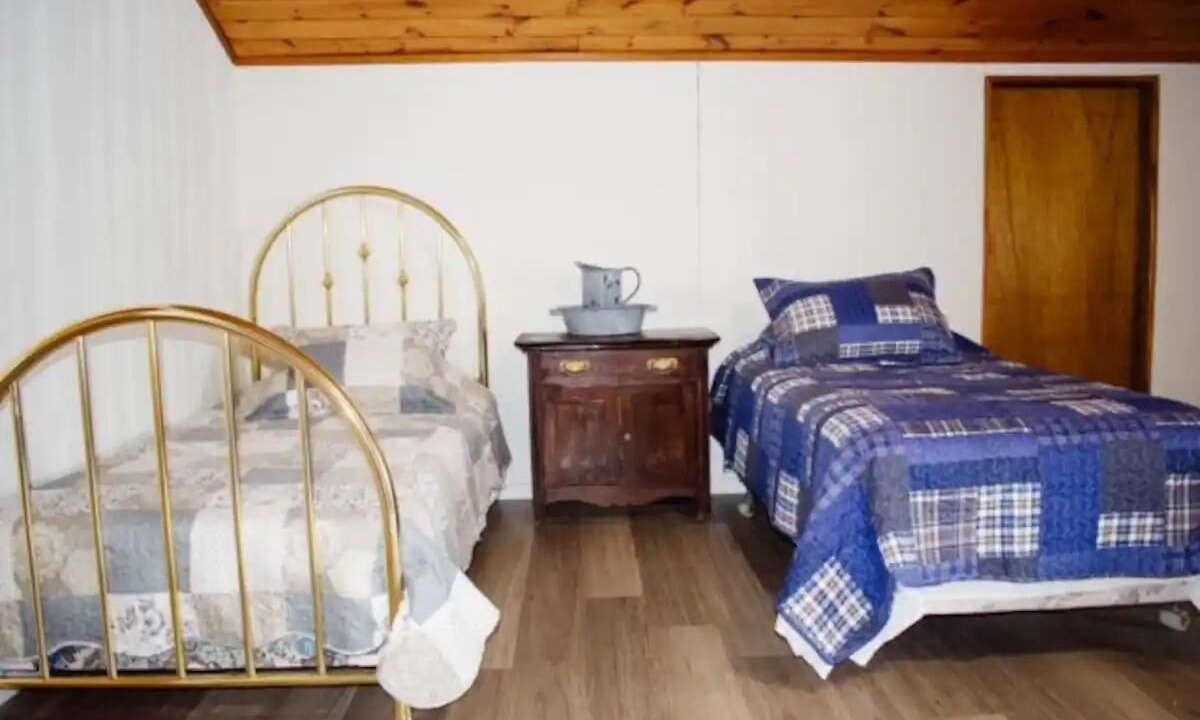 Photo of Bedroom in Irondale