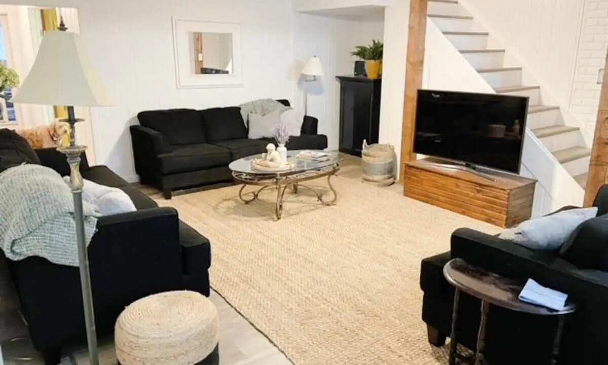 Photo of Livingroom in Irondale