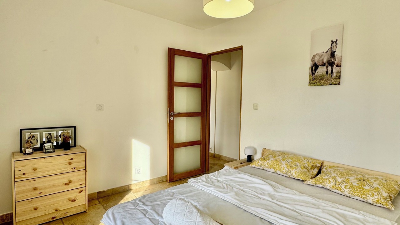 Photo of Bedroom in Arles
