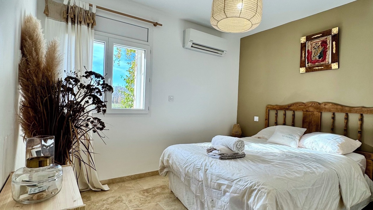 Photo of Bedroom in Arles