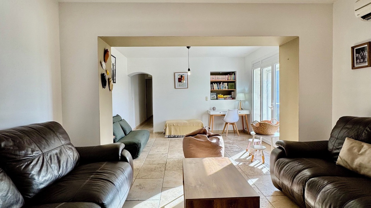 Photo of Livingroom in Arles