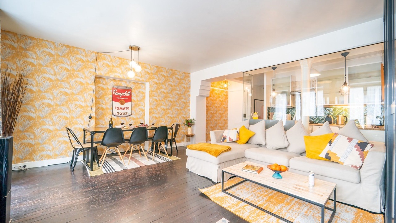 Photo of Livingroom in Arsenal
