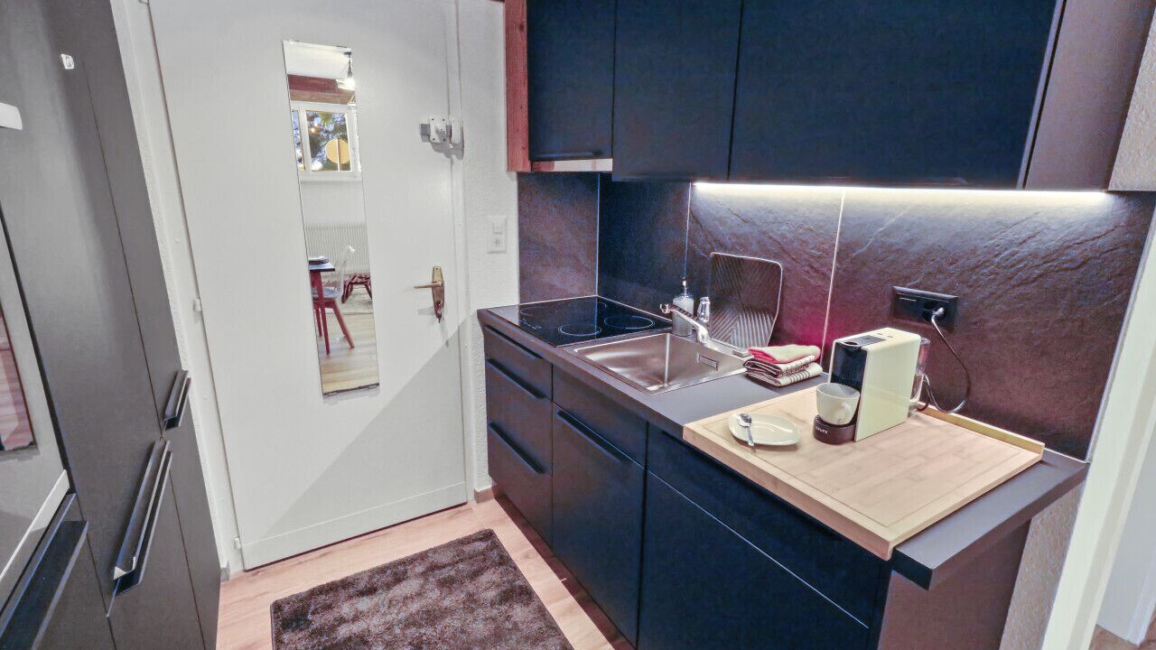 Photo of Kitchen in Lens