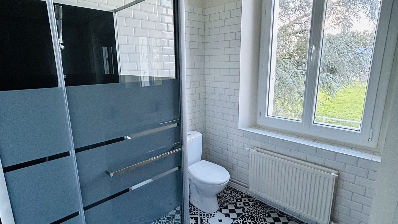 Photo of Bathroom in Le Heron