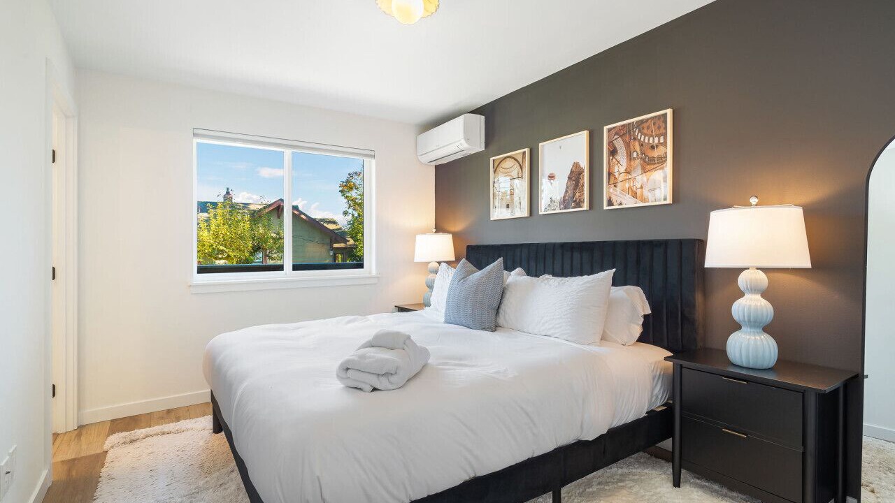 Photo of Others in Seattle