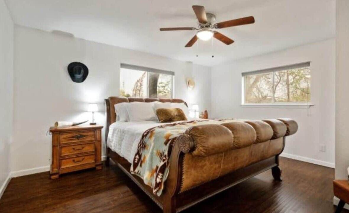 Photo of Bedroom in Highland Park