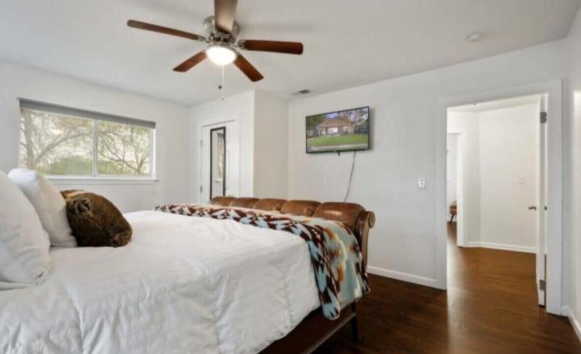 Photo of Bedroom in Highland Park