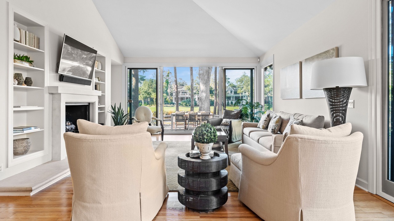 Photo of Bedroom in Beach Lagoon