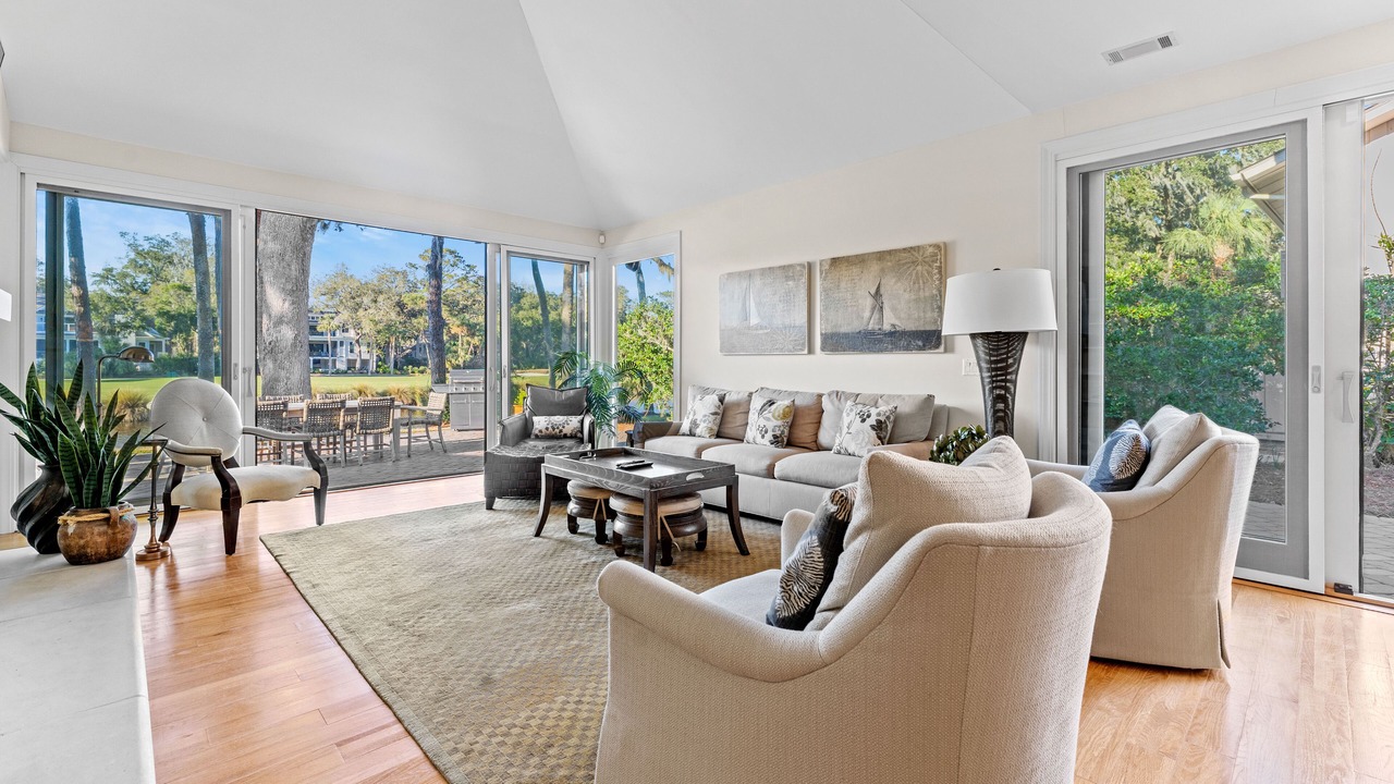 Photo of Bedroom in Beach Lagoon