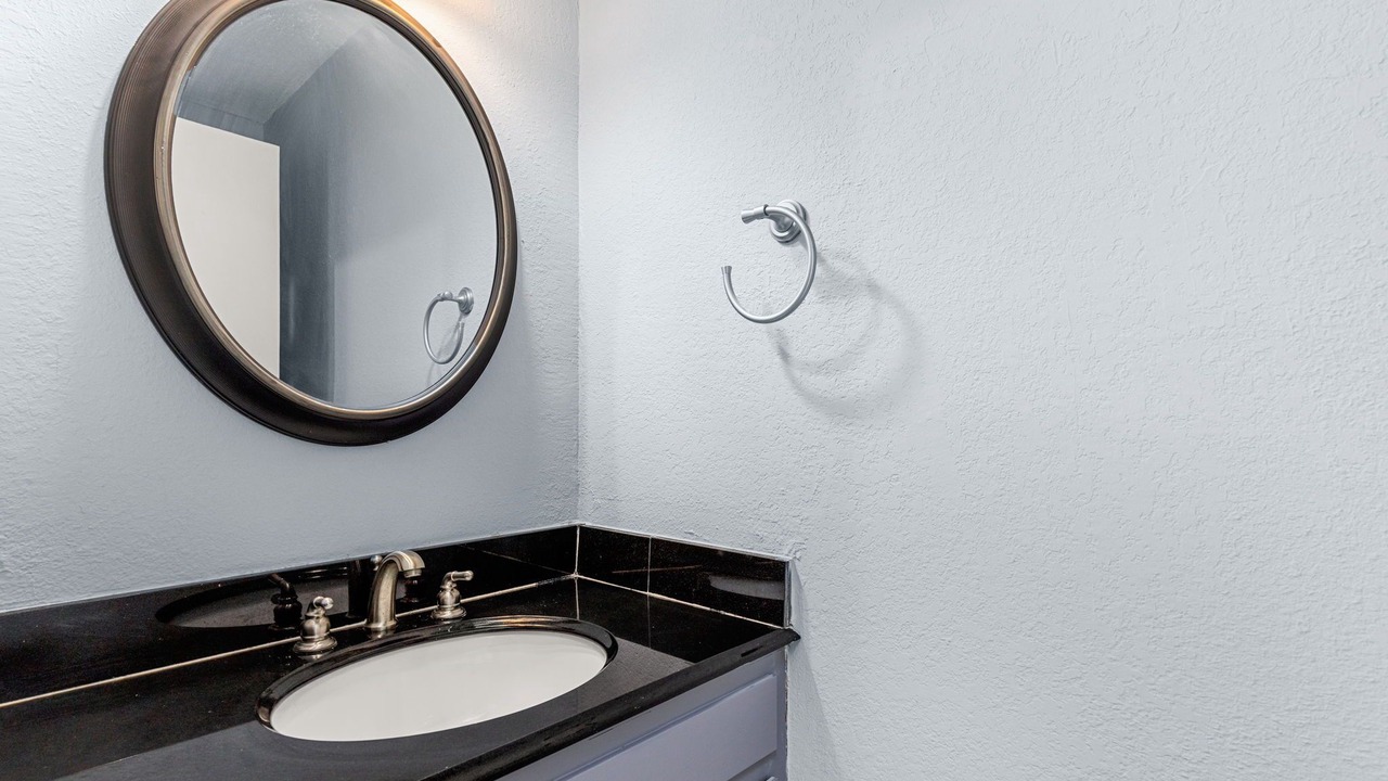 Photo of Bathroom in Pecan Springs Springdale